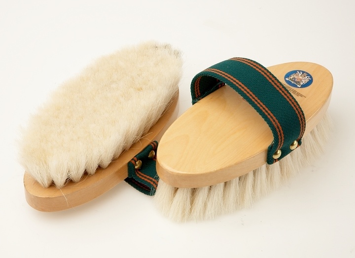 Vale Brothers Equerry Wooden Goat Hair Body Brush